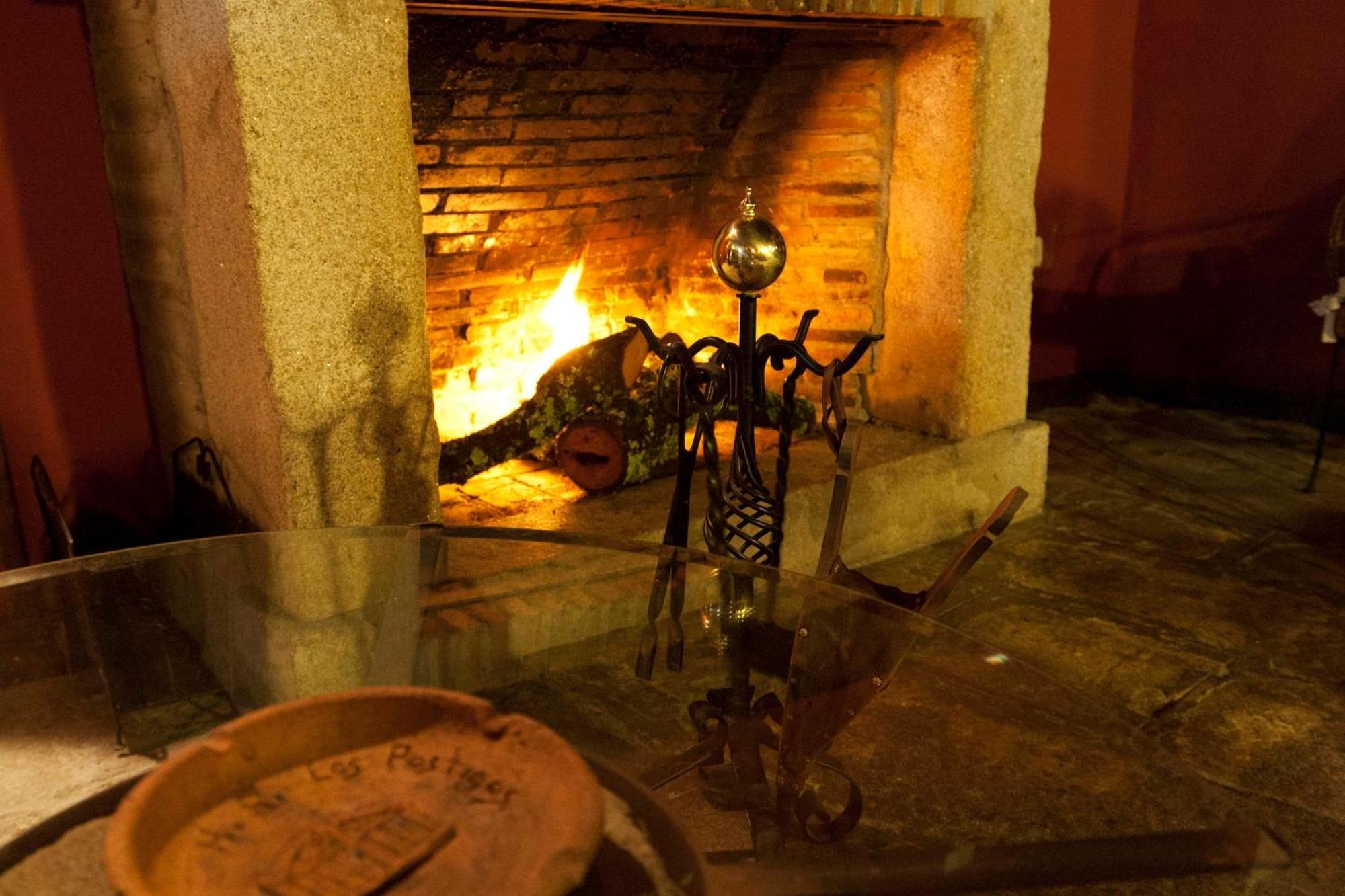 Casa Rural Con Encanto "Los Postigos" Banos De Montemayor Exteriér fotografie